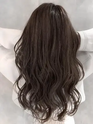 セミロング ANDO HIKARIのヘアスタイル