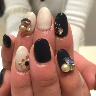 ネイル gotoday新宿店所属・鈴木 ゆいのネイルデザイン