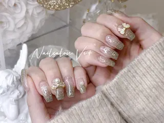 ネイル Nailsalon Vi+ももか🩷のネイルデザイン