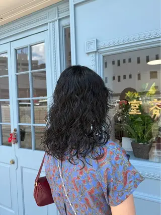 セミロング パーマ Yoshida Yukoのヘアスタイル