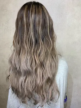 ロング BuzZ所属・西村 雄二/エクステのヘアスタイル