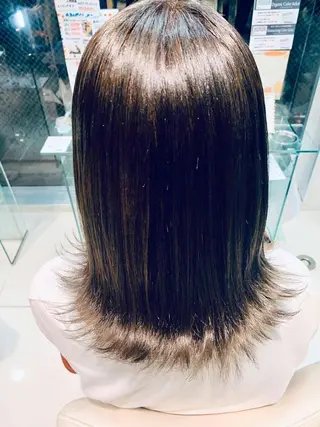 セミロング カラー 倉橋 俊輔のヘアスタイル