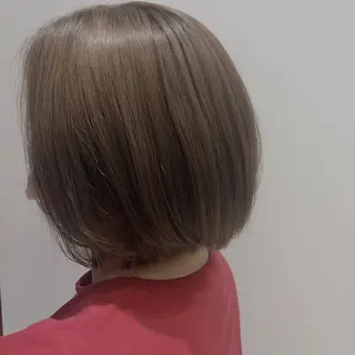 ミディアム カラー nex the salon所属・高橋 かのんのヘアスタイル