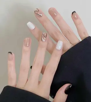 ネイル シ シのネイルデザイン