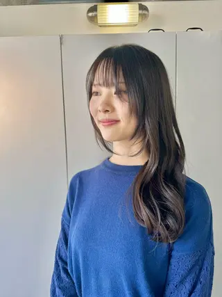 ロング 篠崎 佑季のヘアスタイル