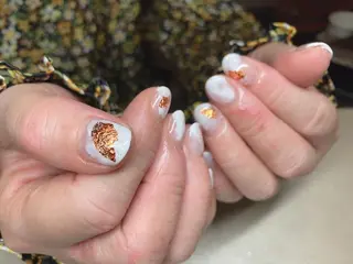 ネイル 𝐴𝑁𝑈𝐸 深爪育成専門サロンのネイルデザイン