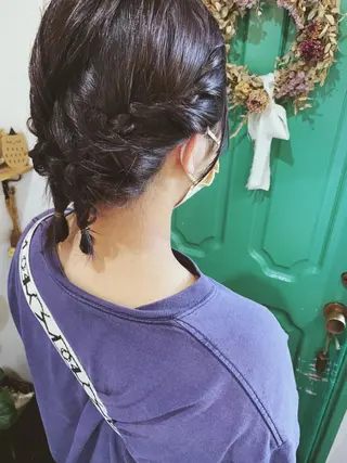 ミディアム 佐藤 美咲のヘアスタイル