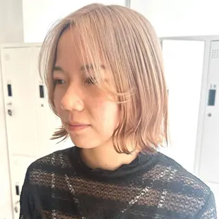 ショート カラー デザインカラー/パー マ🦖外岡咲希🦖のヘアスタイル