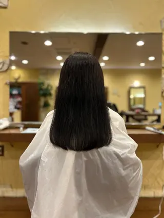 セミロング Oggi所属・悠莉/ショート/ ボブ/レイヤーのヘアスタイル