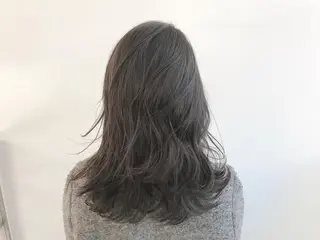 セミロング カラー ショート/レイヤー なら石井知希のヘアスタイル