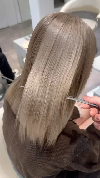 ミディアム カラー 透明感カラー特化 🫧TAISEIのヘアスタイル