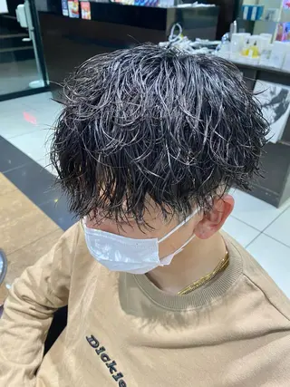 ショート パーマ メンズ 酸スト/フェザー パーマ/三谷海斗のヘアスタイル