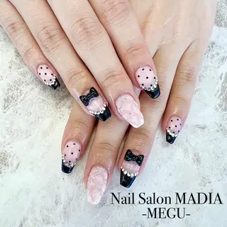 ネイル MADIA藤沢所属・MADIA MEGUのネイルデザイン