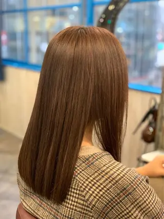 セミロング カットパーマ✂️ 小坂田玲亜のヘアスタイル