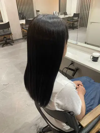 ロング CYAN  京都駅前店所属・春名 典瑚のヘアスタイル