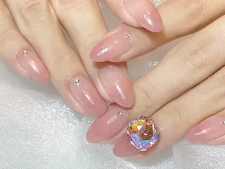 ネイル パラジェル認定サロン　ネイルケア&スパ　Lovin所属・Lovin _ryukaのネイルデザイン