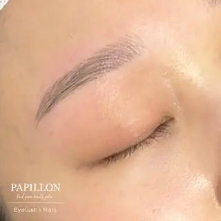 アイブロウ PAPILLON YURI🫶のマツエク・マツパデザイン