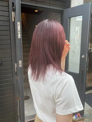 ミディアム カラー 関根 桃羽のヘアスタイル
