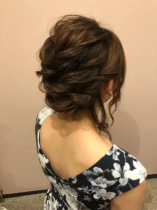 ミディアム ヘアアレンジ 奥山義進/ハイトーン /バレイヤージュのヘアスタイル