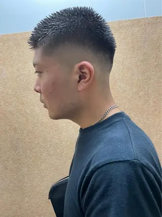 メンズ ヒロ銀座所属・小林 あいのヘアスタイル