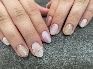 ネイル maison de charme Beauté所属・Beaute IORIのネイルデザイン