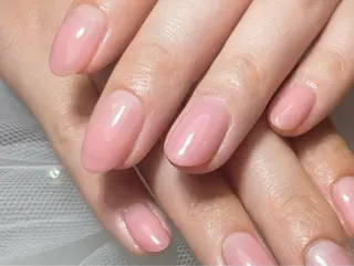 ネイル パラジェル認定サロン　ネイルケア&スパ　Lovin所属・Lovin _ryukaのネイルデザイン