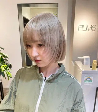 ショート Qin share salon 原宿店所属・🫧艶ハイトーン 特化🫧ライヤのヘアスタイル