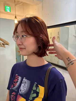 カラー AWESOME所属・井上 真奈のヘアスタイル