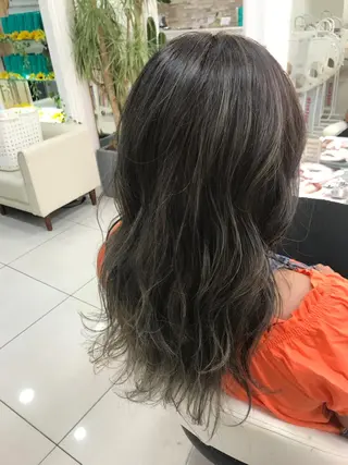 ロング 大澤 碧のヘアスタイル