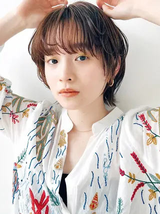 ショート バレイヤージュ茅ヶ崎 オオタ カズキのヘアスタイル