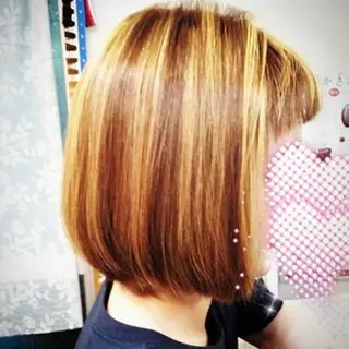 カラー パーマ 田辺 眞波のヘアスタイル