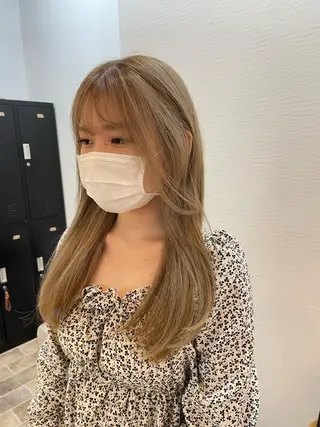 ロング STAR RIVER所属・YUI/ ブリーチカラー🌷のヘアスタイル