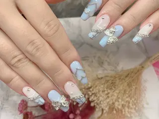 ネイル はな💎ネイル ワンホン、長さ出しのネイルデザイン