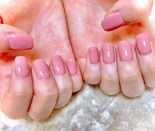 セミロング 下田 玲のネイルデザイン
