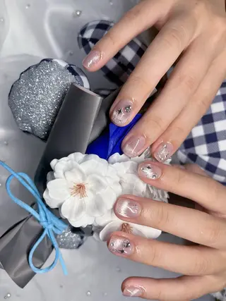 ネイル Cutil Nailsalon所属・Cutil. Nail🌈のネイルデザイン