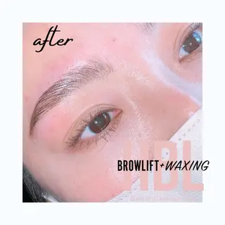 アイブロウ 松下 睦美のエステ・リラクイメージ