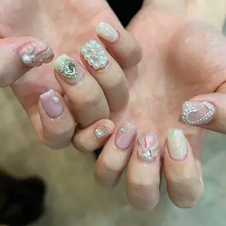 ネイル 河野 弥月のネイルデザイン