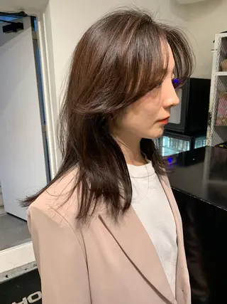 ミディアム カラー レイヤーカット/艶髪 ✨💭KIRARIのヘアスタイル