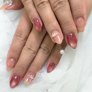 ネイル エルバイノリコ 嶋岡のネイルデザイン