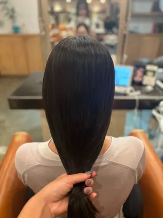 ロング カラー 髪質改善カラー ベージュ🤎YUMEのヘアスタイル