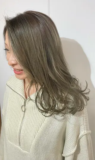 ロング カラー ケアブリーチ /髪質 改善/古橋圭史郎のヘアスタイル