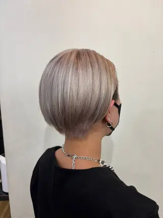 ショート カラー SHO 👻原宿 /艶カラーのヘアスタイル