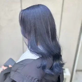 セミロング カラー 🩵色落ち可愛い 寒色カラー🩵のヘアスタイル