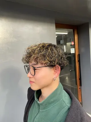 ショート メンズ FADE&LINE登戸店所属・🔥メンズ専門 美容師🔥 柳澤陵心のヘアスタイル