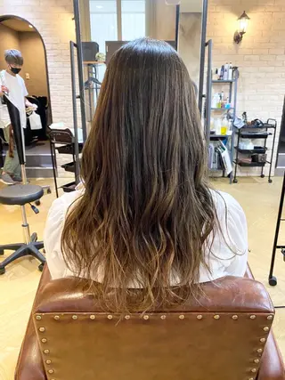 ロング カラー 髪質改善 ヒデのヘアスタイル