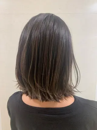 ミディアム カラー 高橋友里亜 /フリーランスのヘアスタイル