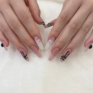 ネイル pool SHIBATAのネイルデザイン