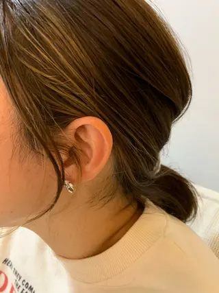 カラー 愛子 /ハイトーンのヘアスタイル