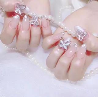 ネイル Yudia -neon-のネイルデザイン