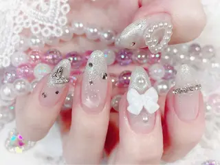ネイル yuri 🌈のネイルデザイン